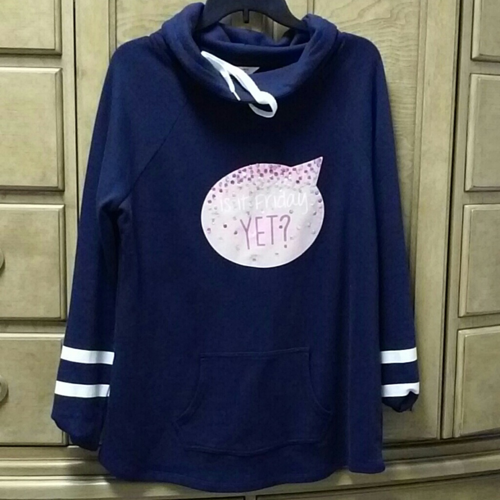 Crown & ivy sweter for women. New